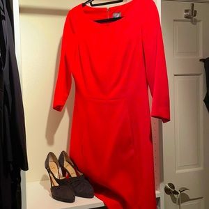 Vince Camuto gorgeous red dress with flat front pockets!